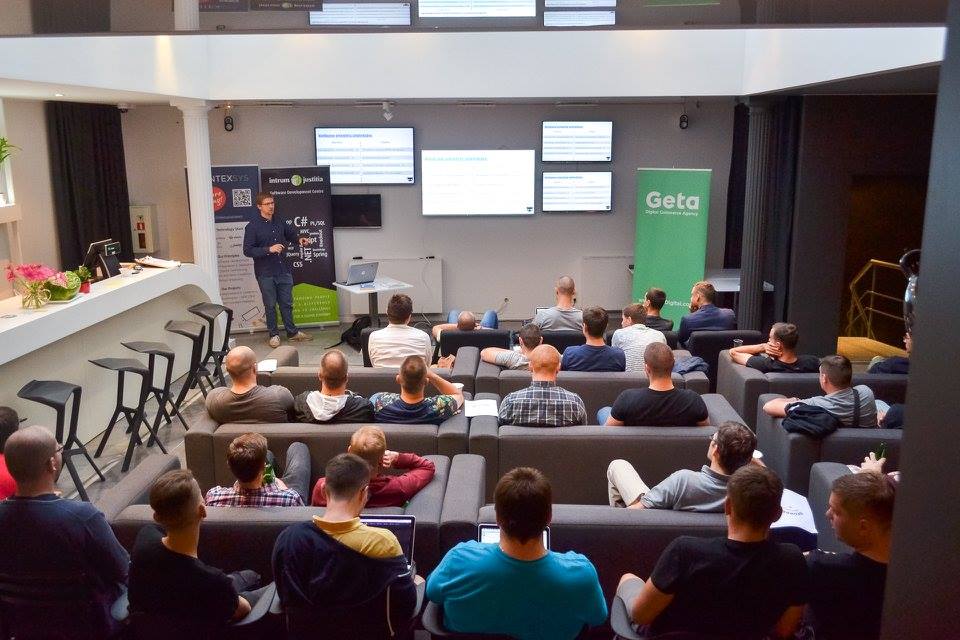 13620792_1581780858792958_5585107211631542108_n